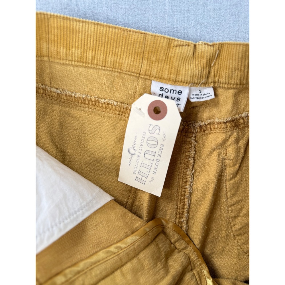 Some Days Lovin Rising Sun Mustard Yellow Corduroy Lace Up Shorts Womens Small - Picture 6 of 9